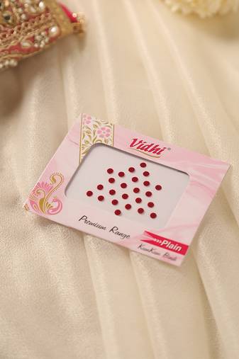 Deep maroon velvet round bindi set for bridal & festive wear