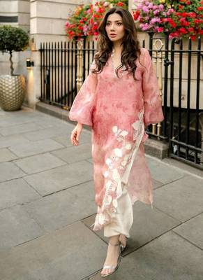 Elegant rose pink digital print with embroidered kurta set with white trousers 1