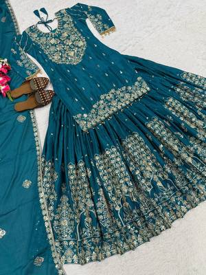 Exquisite Teal Green Heavy Embroidered Sharara Suit with Matching Dupatta 6