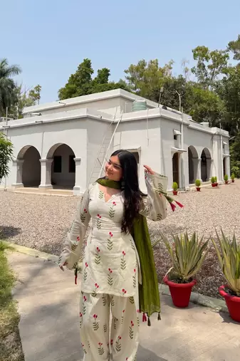 Women floral printed off-white kurti with farshi salwar and olive green dupatta set