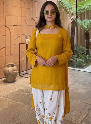 Mustard yellow short kurti with white embroidered farshi salwar & dupatta set 2