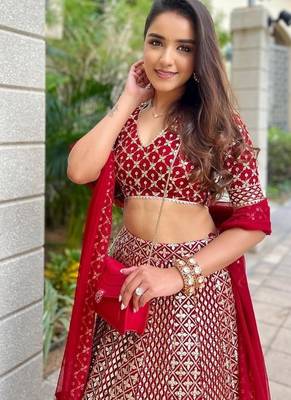 Red faux georgette sequin lehenga choli set and blush floral embroidered indian wedding wear for bridesmaids & mehendi 3