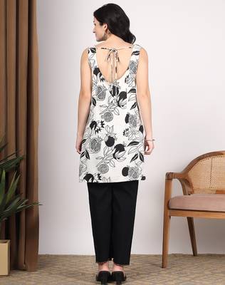 Women white botanical printed square neck short kurti with back dori tie-up 2