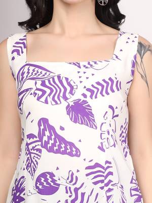 Women white abstract printed square neck short kurti with back dori tie-up 4