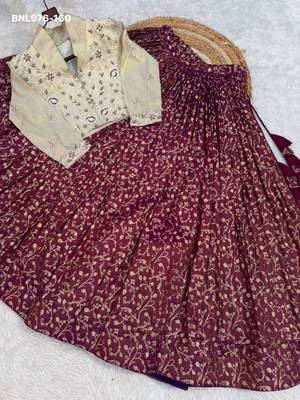 purple jacquard woven festive lehenga choli 3