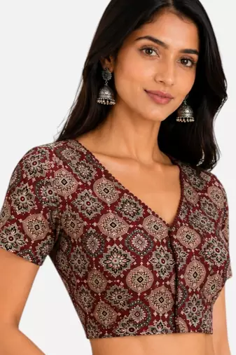 Brown cotton blend kalamkari printed front open stretchable readymade saree blouse