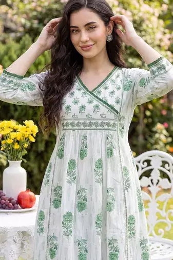Women Floral Printed Angrakha Pure Cotton Kurta with Trousers