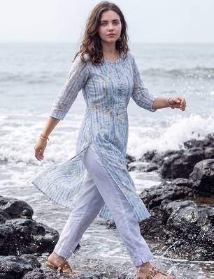 Women Ethnic Motifs Printed Regular Beads and Stones Pure Cotton Kurta with Trousers 1