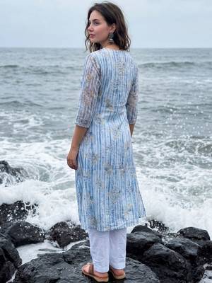 Women Ethnic Motifs Printed Regular Beads and Stones Pure Cotton Kurta with Trousers 4