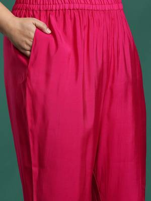 Plus Size Pink Embroidered Straight Kurta Trousers With Dupatta Set 3