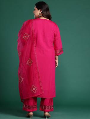 Plus Size Pink Embroidered Straight Kurta Trousers With Dupatta Set 7