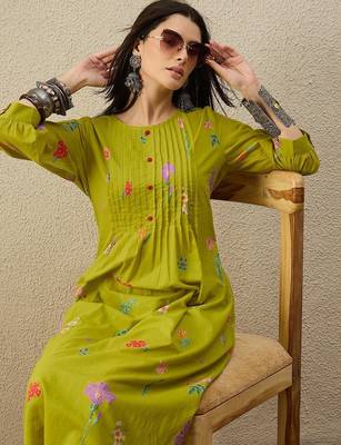 Women Floral Embroidered Regular Thread Work Pure Cotton Kurta with Trousers 1