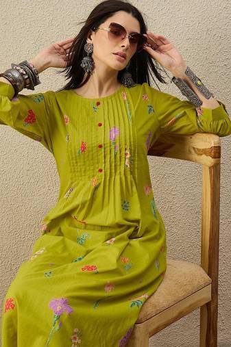 Women Floral Embroidered Regular Thread Work Pure Cotton Kurta with Trousers