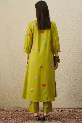 Women Floral Embroidered Regular Thread Work Pure Cotton Kurta with Trousers