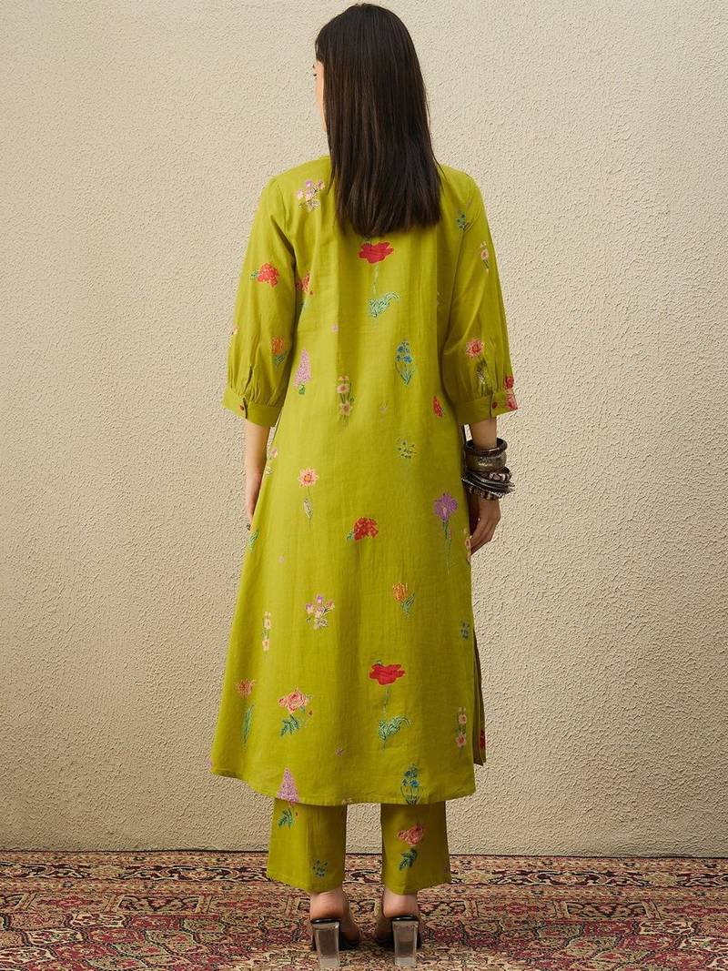 Women Floral Embroidered Regular Thread Work Pure Cotton Kurta with Trousers