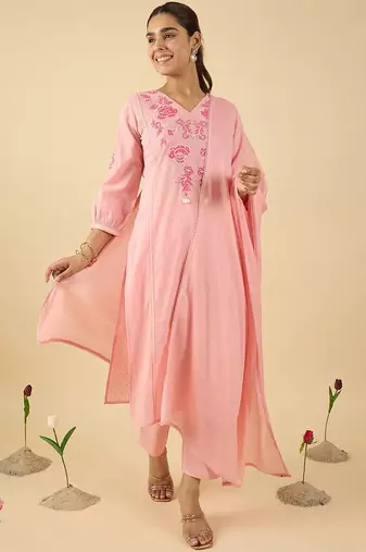 Women Floral Embroidered Panelled Thread Work Kurta with Trousers & Dupatta