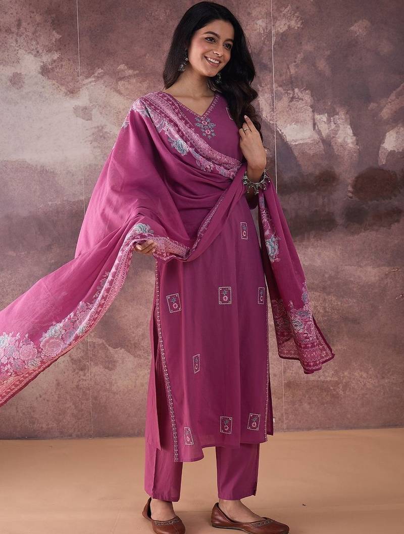 Ethnic Motifs Embroidered V-Neck Thread Work Cotton Kurta With Trousers & Dupatta