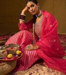 Leheriya Embroidered Thread Work Chanderi Silk Kurta With Trousers & Dupatta