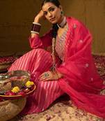 Leheriya Embroidered Thread Work Chanderi Silk Kurta With Trousers & Dupatta