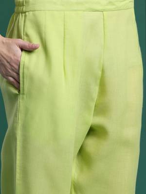 Floral Embroidered Thread Work Linen Kurta with Trousers & Dupatta 3