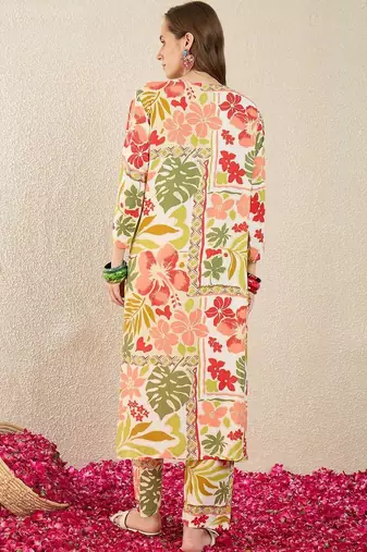 Floral Printed Round Neck Kurta With Trouser
