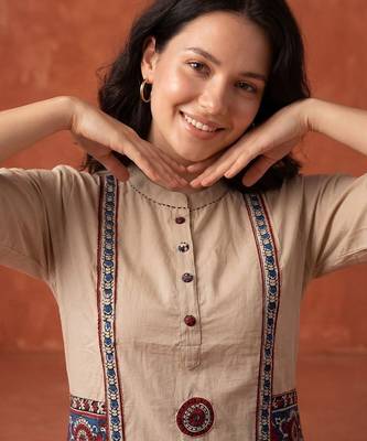 Women Ethnic Motifs Embroidered Regular Thread Work Pure Cotton Kurta with Trousers 2