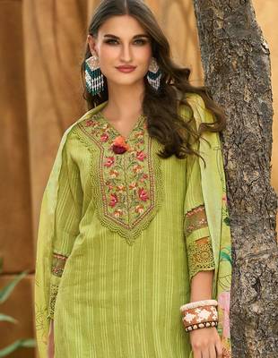 Women Floral Regular Thread Work Linen Kurta with Trousers & With Dupatta 6