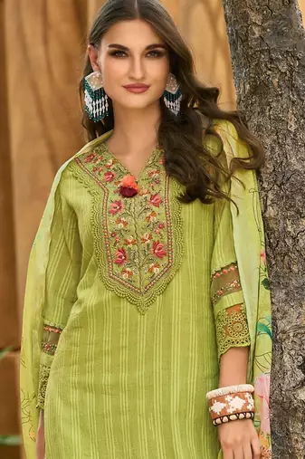 Women Floral Regular Thread Work Linen Kurta with Trousers & With Dupatta