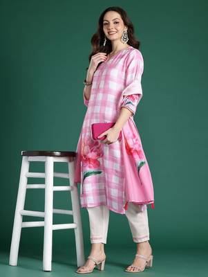Floral Printed Beads and Stones Linen Kurta with Trousers & With Dupatta 1