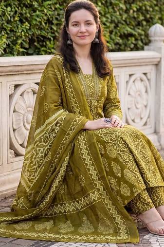 Women Ethnic Motifs Printed Regular Pure Cotton Kurta with Trousers & With Dupatta