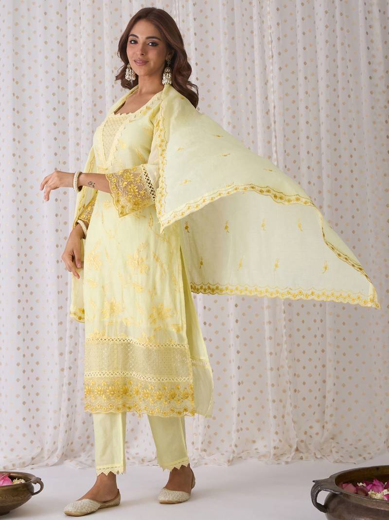 Floral Embroidered V-Neck Thread Work Pure Cotton Kurta with Trousers & Dupatta