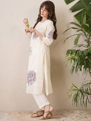Floral Printed Pleated Round Neck Pure Cotton A-Line Kurta With Trousers 6