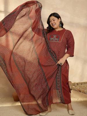 Plus Size Motifs Printed Regular Pure Cotton Kurta with Trousers & With Dupatta 1