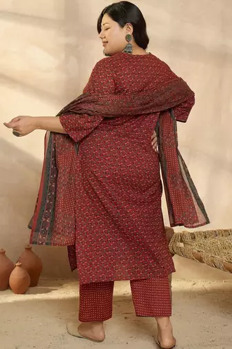 Plus Size Motifs Printed Regular Pure Cotton Kurta with Trousers & With Dupatta