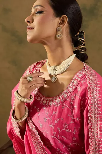 Women Ethnic Motifs Embroidered Regular Thread Work Kurta with Trousers & With Dupatta
