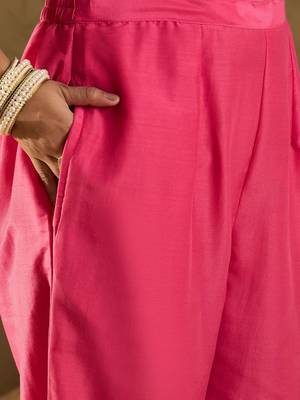 Women Ethnic Motifs Embroidered Regular Thread Work Kurta with Trousers & With Dupatta 3