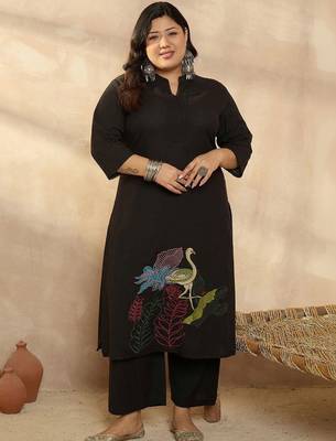 Plus Size Ethnic Motifs Embroidered Regular Kurta with Palazzos 6