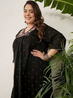 Plus Size Black Embroidered A-Line Kurta Palazzos Set 4