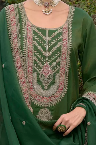 Ethnic Motifs Yoke Design Straight Kurta with Trousers & Dupatta