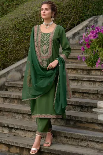 Ethnic Motifs Yoke Design Straight Kurta with Trousers & Dupatta