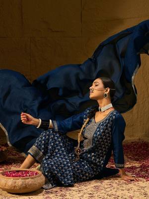 Ethnic Motifs Embroidered V-Neck Jacquard Straight Kurta With Trousers & Dupatta 1