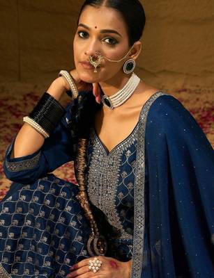Ethnic Motifs Embroidered V-Neck Jacquard Straight Kurta With Trousers & Dupatta 2