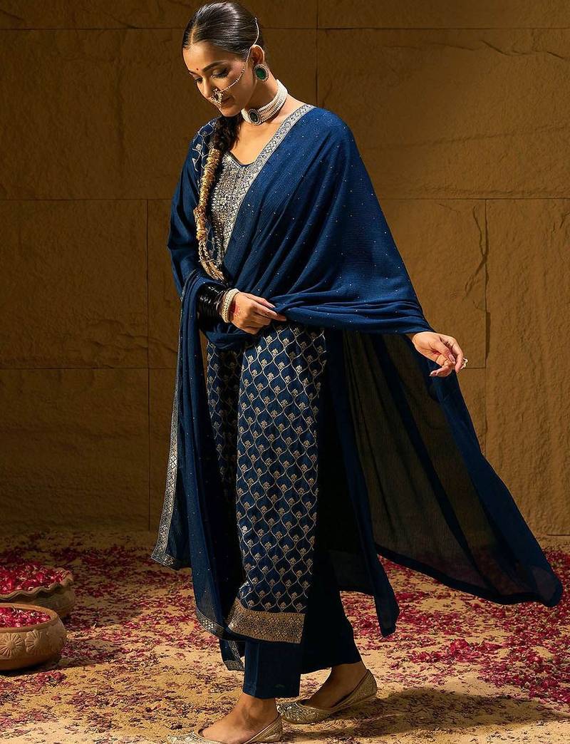 Ethnic Motifs Embroidered V-Neck Jacquard Straight Kurta With Trousers & Dupatta