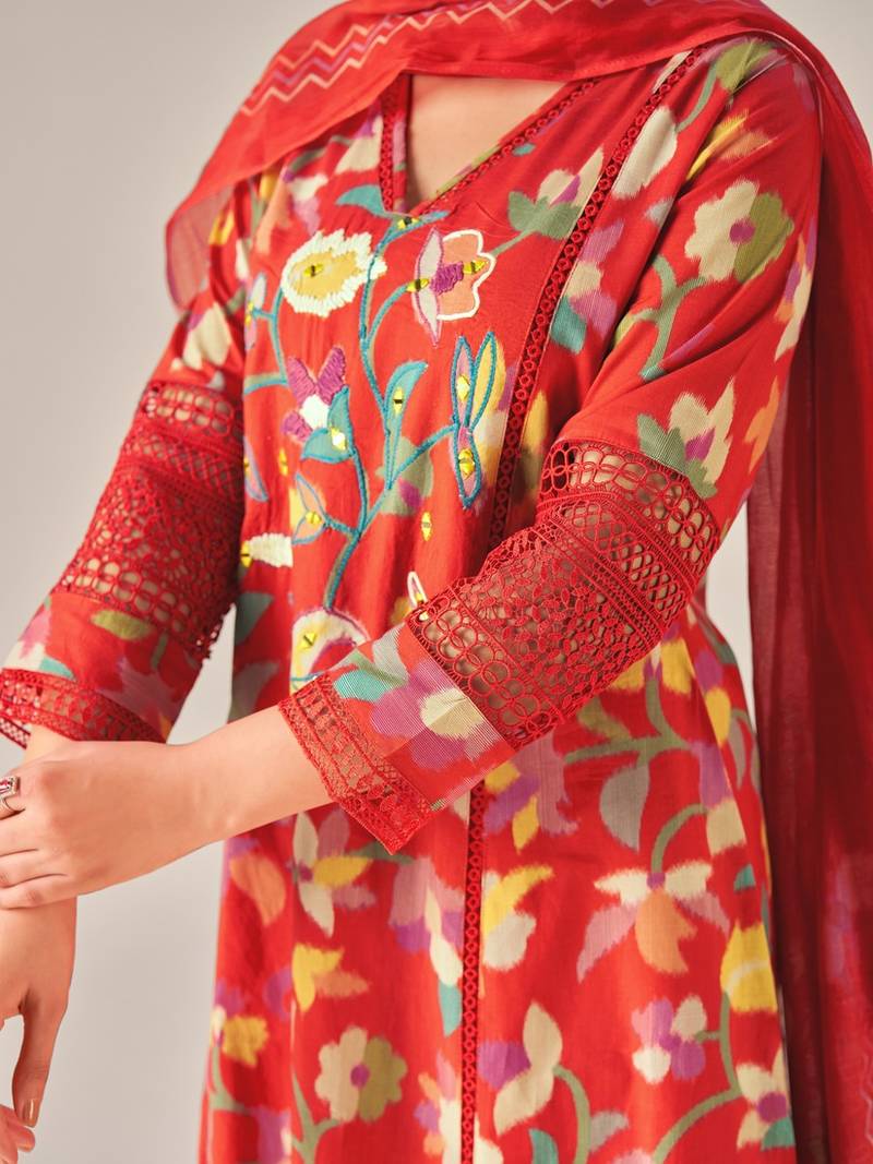 Red cotton printed hand embroidery kurta set with dupatta