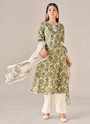 Green cotton printed hand embroidery kurta set with dupatta 1