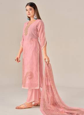 Pink linen printed hand embroidery kurta set with dupatta 3