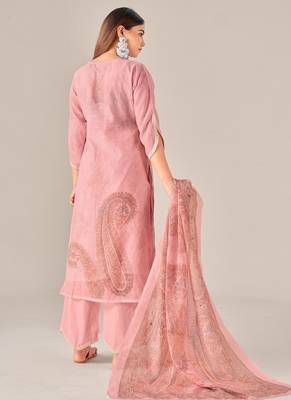 Pink linen printed hand embroidery kurta set with dupatta 4