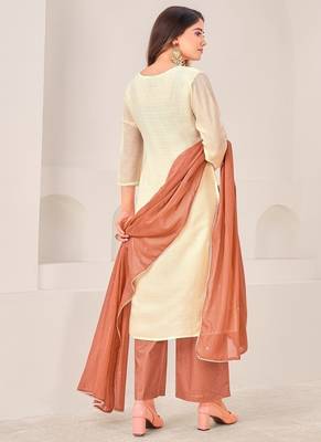 Cream cotton silk printed hand embroidery kurta set with dupatta 4