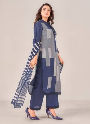 Navy blue cotton printed hand embroidery kurta set with dupatta 3