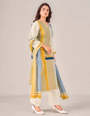 Cream cotton printed hand embroidery kurta set with dupatta 2